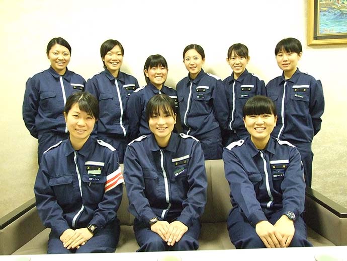 第6回 海上保安大学校女子学生インタビュー 海事 水産 交通 気象の専門書籍出版社の成山堂書店 第6回 海上保安大学校女子学生インタビュー 海事 水産 交通 気象の専門書籍出版社の成山堂書店